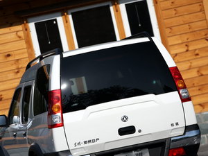 2010款2.5L 四驱标准版 细节外观