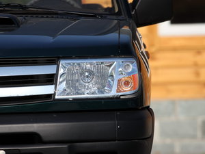2010款2.5L 四驱标准版 细节外观