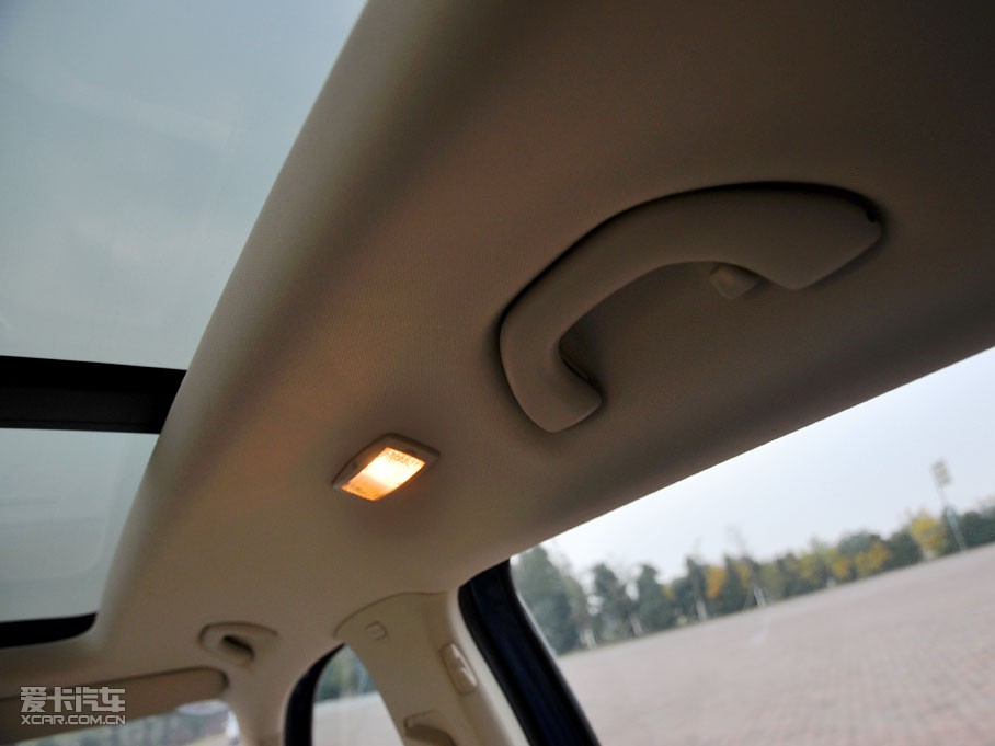 2010;^ 1.8TSI ԄݼӢ