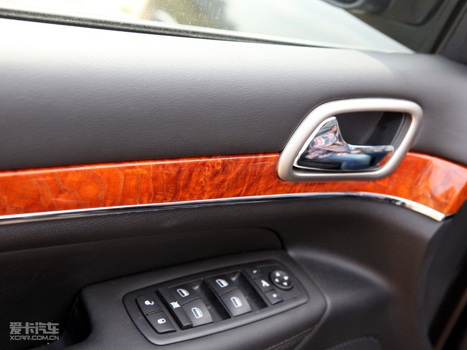 2011Z(M) 5.7L Ş(do)