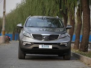 2011款2.0L GLS 自动两驱版 整体外观