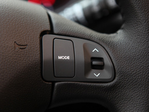 20112.0L GLS ԄӃ п؅^