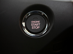 20112.0L GLS ԄӃ п؅^