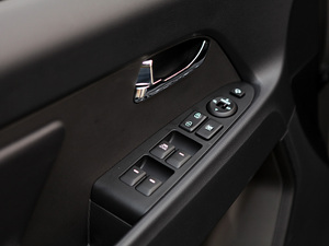 20112.0L GLS ԄӃ п؅^