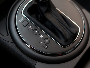 20112.0L GLS ԄӃ п؅^