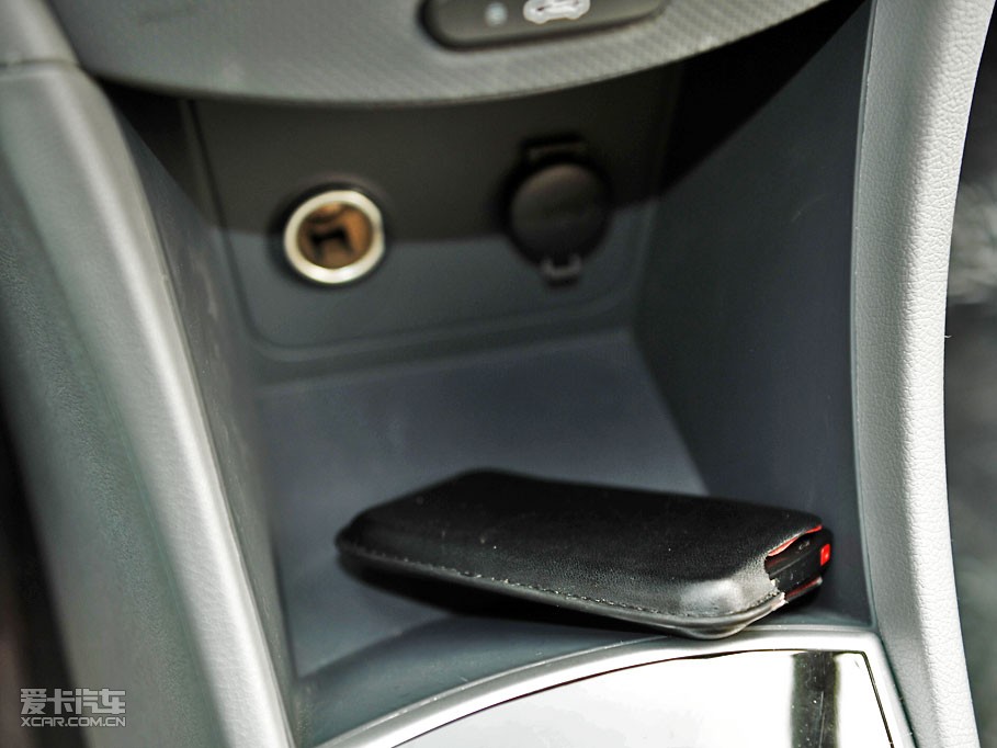 2010����{ 1.4L BLUE �ԄӰ�