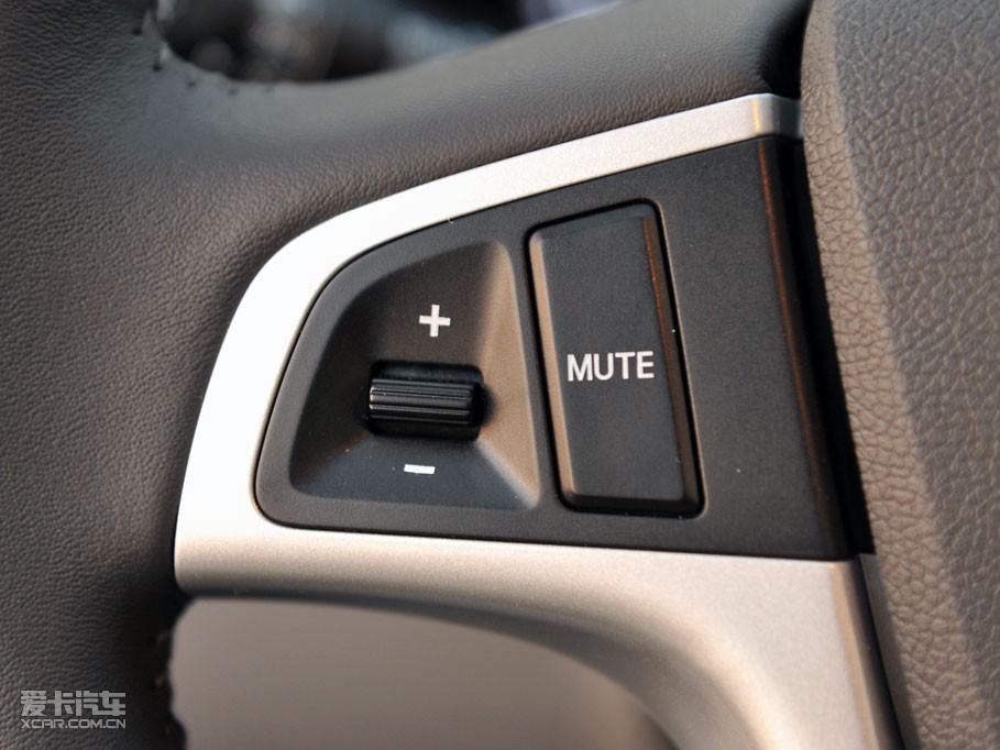 2010{ 1.4L BLUE ԄӰ