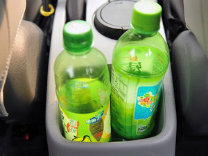 2010款1.4L BLUE 自动版 空间座椅