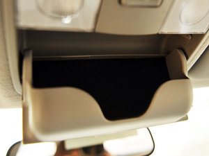 2010款1.4L BLUE 自动版 空间座椅