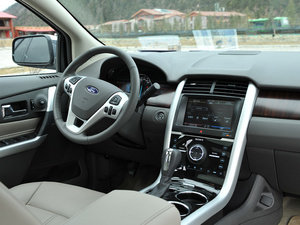 2011款3.5L 尊锐版 中控区