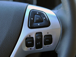 2011款3.5L 尊锐版 中控区