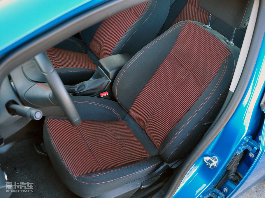 2010��Ӣ��XT 1.6T �Ԅ����J�\�Ӱ�