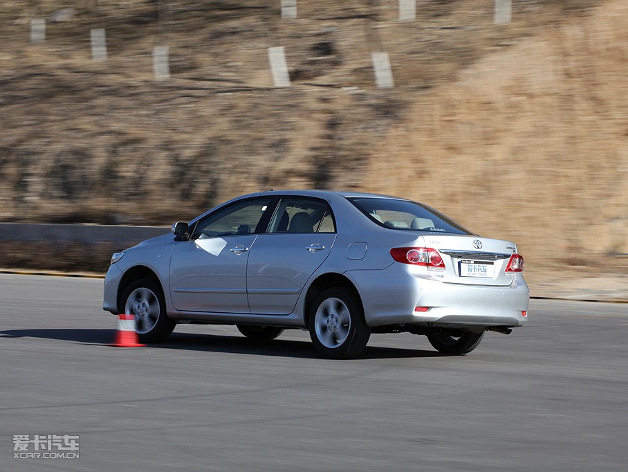 2011_ 1.8L GLX-i CVT