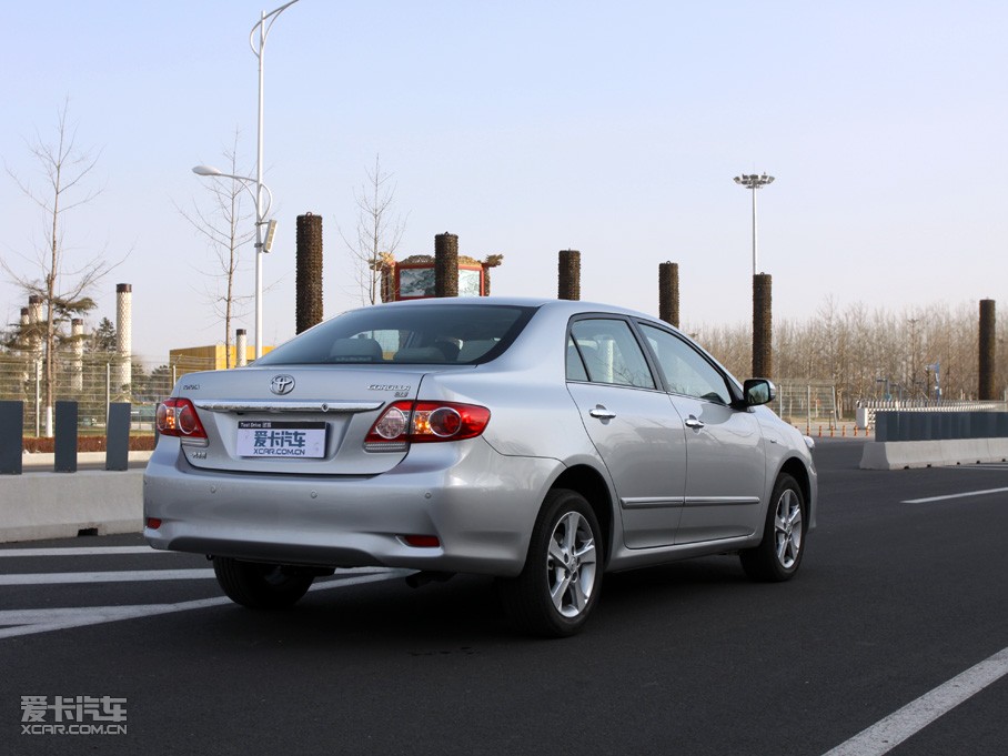 2011_ 1.8L GLX-i CVT