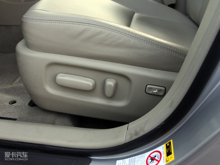 2011_ 1.8L GLX-i CVT