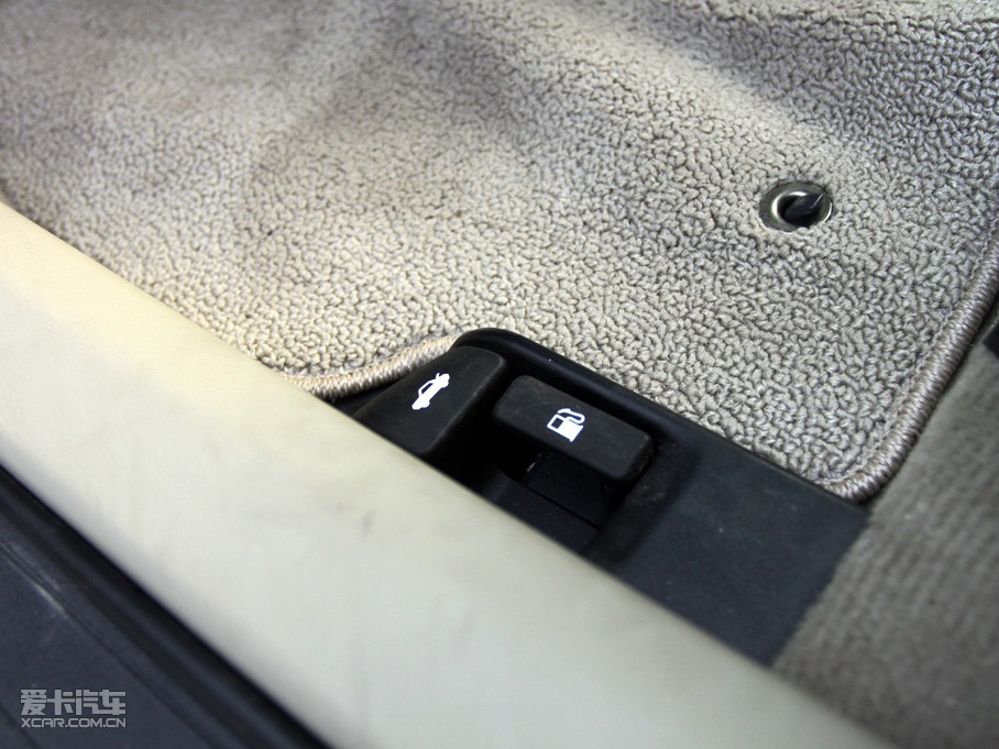 2011_ 1.8L GLX-i CVT(do)