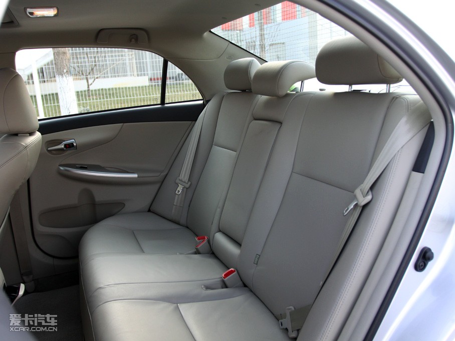 2011_ 1.8L GLX-i CVT(do)