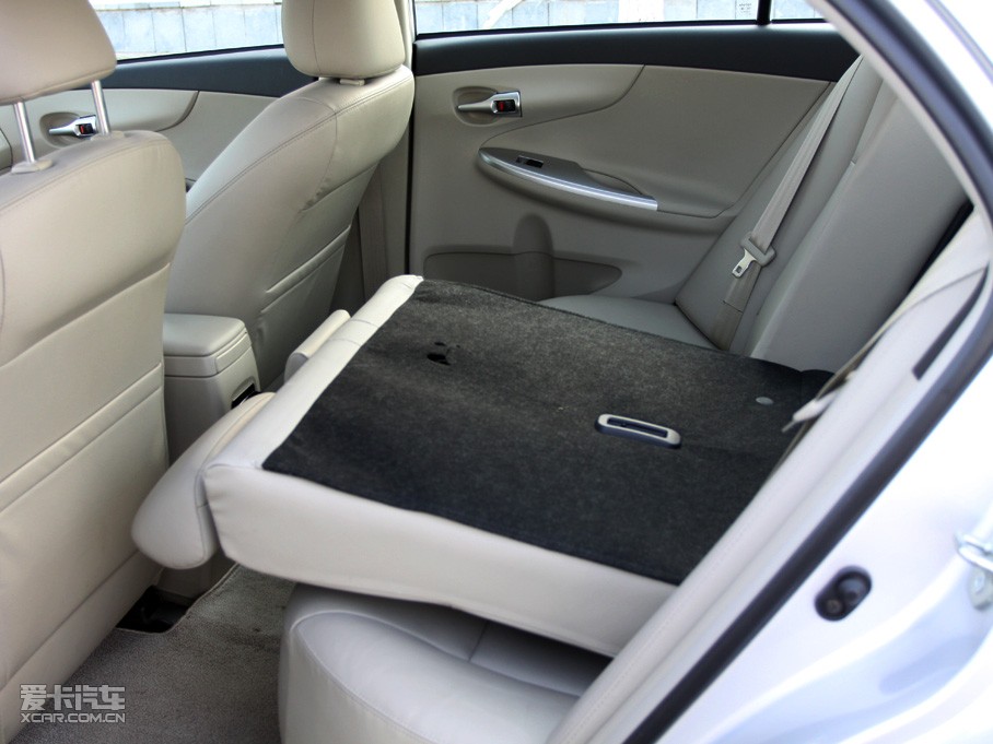 2011_ 1.8L GLX-i CVT(do)