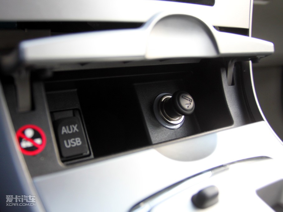 2011_ 1.8L GLX-i CVT(do)