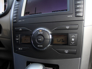 20111.8L GLX-i CVT п؅^