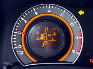 20111.8L GLX-i CVT п؅^