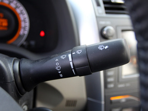 20111.8L GLX-i CVT п؅^