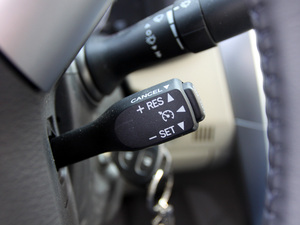 20111.8L GLX-i CVT п؅^