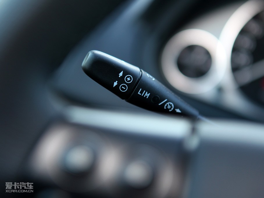 2011YA(M) A 180 CVT