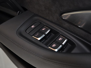 20113.0TFSI F(245kW) п؅^