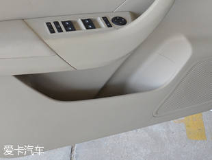 榮威360 1.5L智屏版