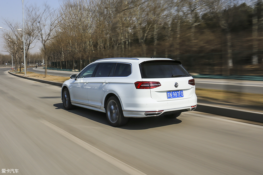 原汁原味 爱卡测试进口大众蔚揽380TSI