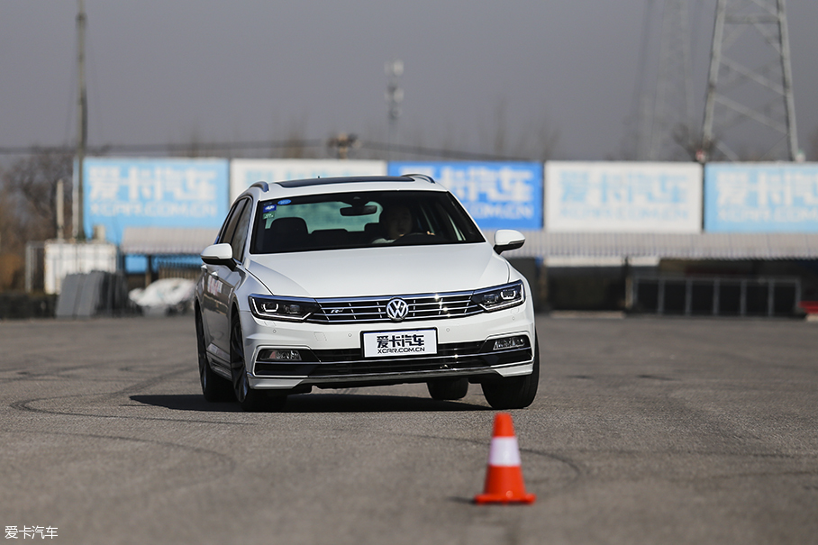 原汁原味 爱卡测试进口大众蔚揽380TSI