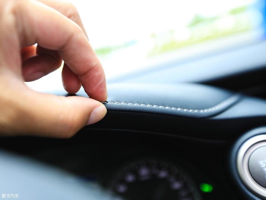 實拍雷克薩斯新款IS