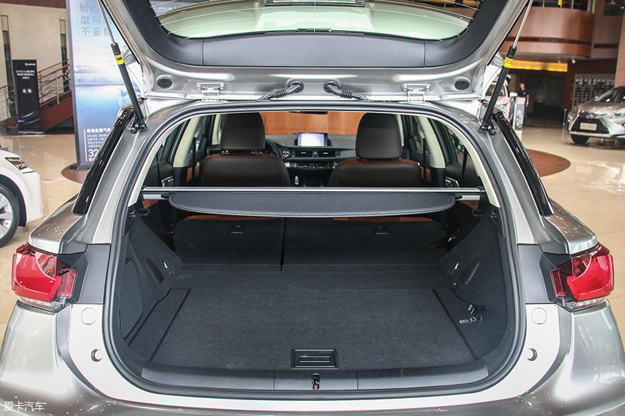 2017款雷克薩斯CT 200h