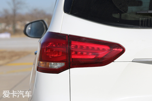 上汽大通年度车