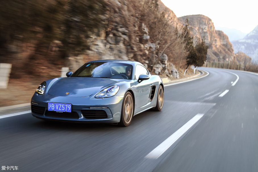 718 Cayman S