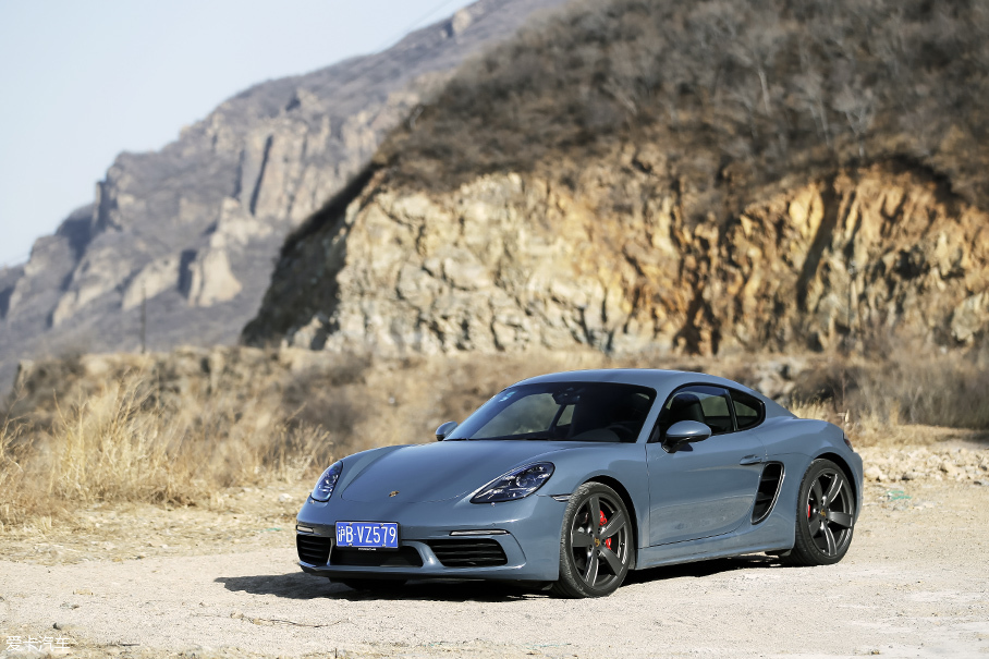 718 Cayman S