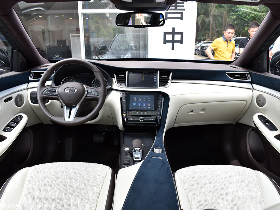 實拍東風英菲尼迪全新QX50