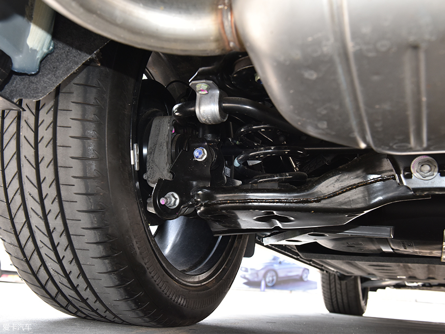 實拍東風(fēng)英菲尼迪全新QX50