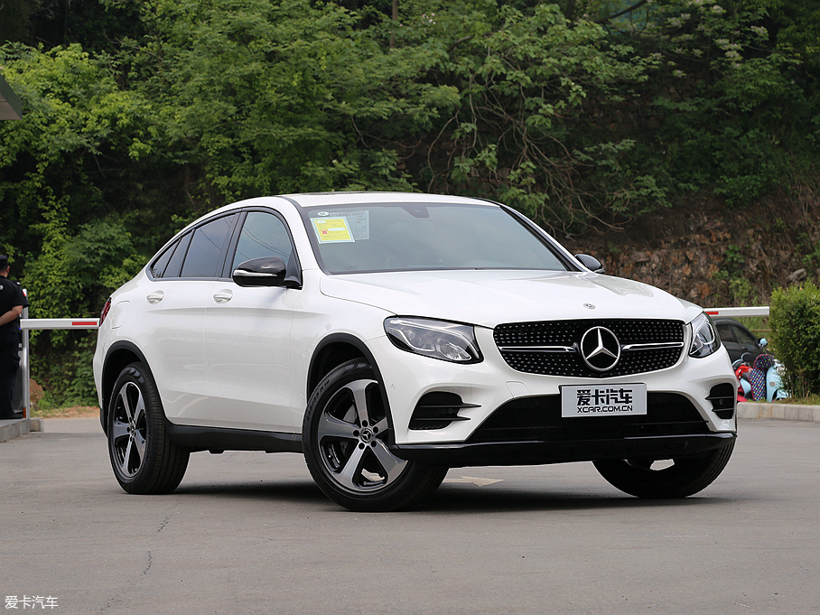 奔馳GLC轎跑SUV
