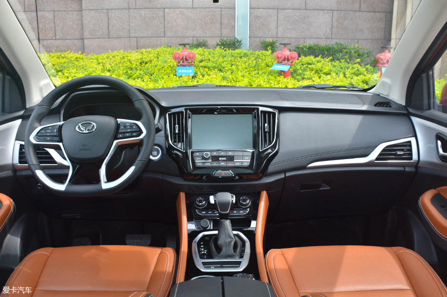 2018款北汽幻速H5