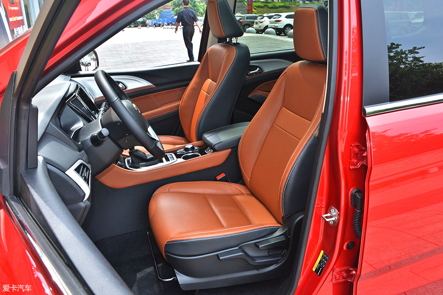 2018款北汽幻速H5