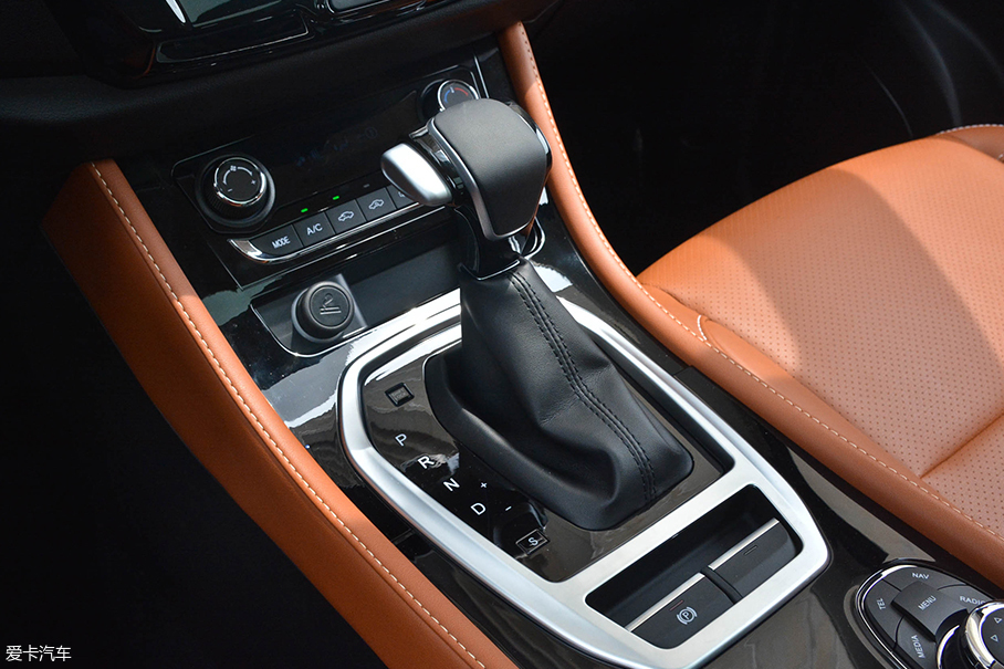 2018款北汽幻速H5