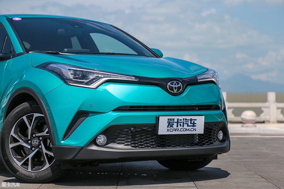 动态表现出色 试驾广汽丰田C-HR 2.0L