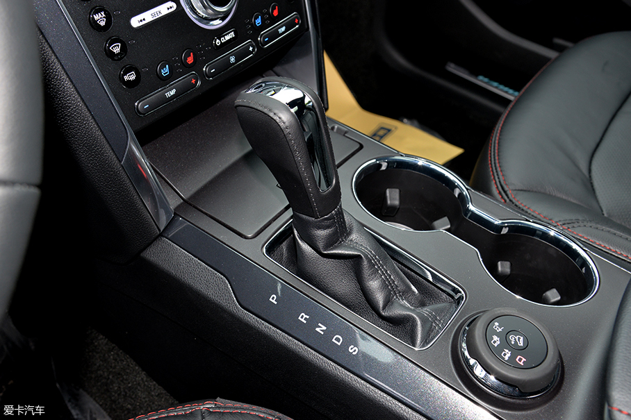 2018款福特探險(xiǎn)者