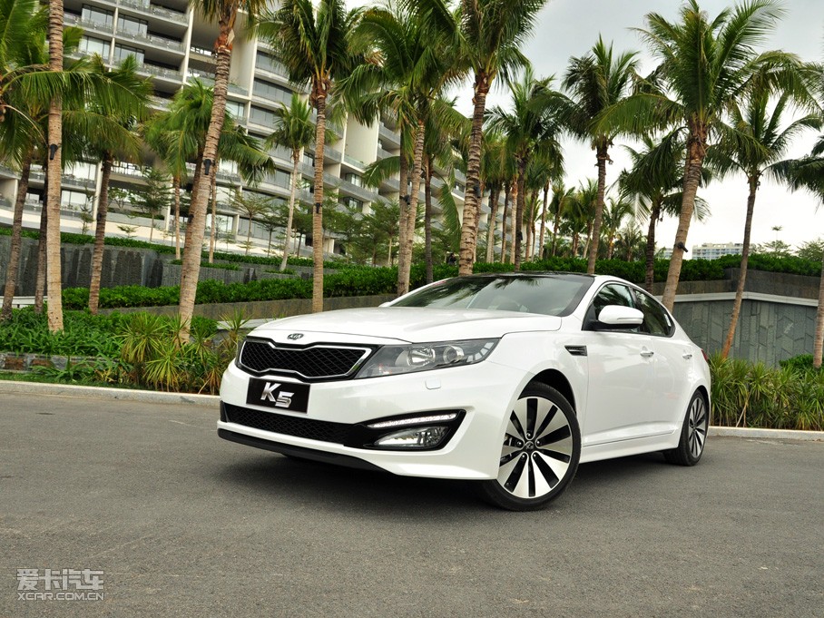 2011K5P 2.4L Premium Ԅ