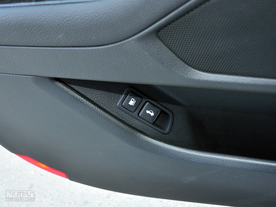 2011K5P 2.4L Premium Ԅ