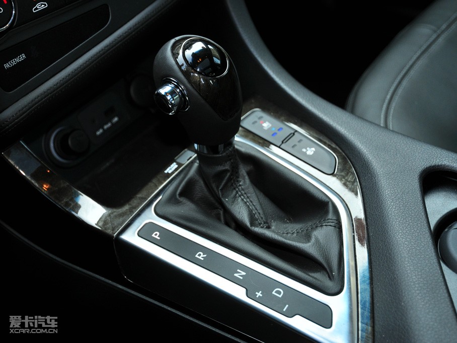 2011K5P 2.4L Premium Ԅ