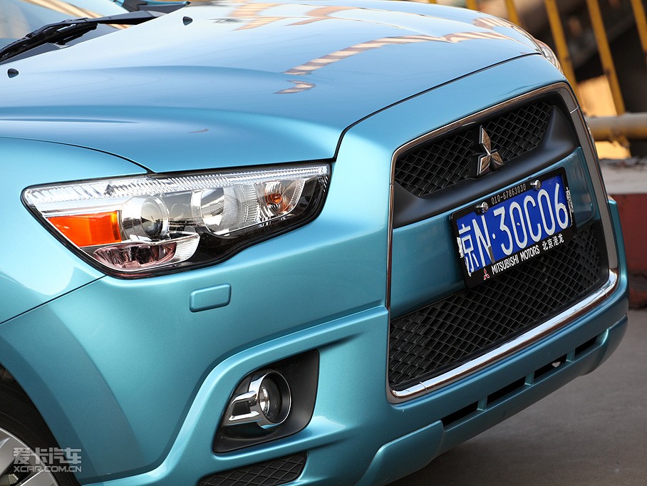 2010A(y)SX(M(jn)) 2.0L (q)а