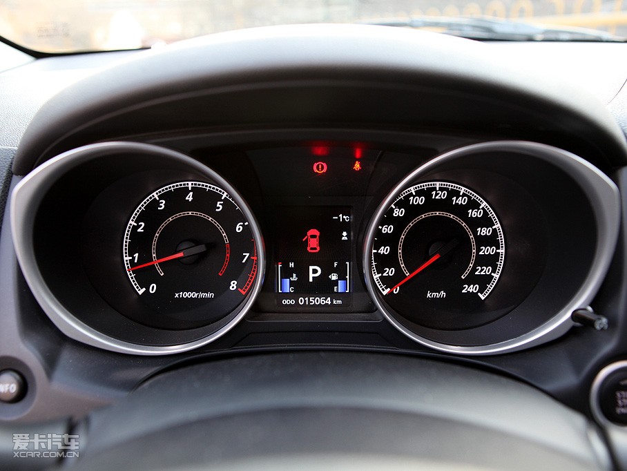 2010A(y)SX(M(jn)) 2.0L (q)а